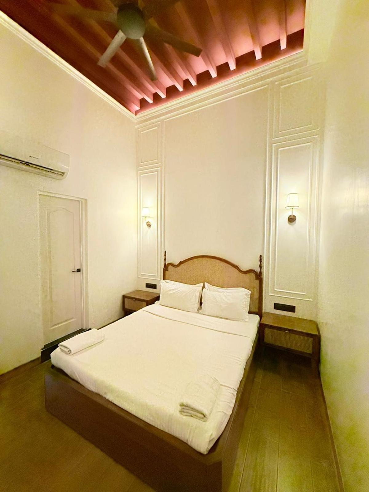 Gulf Hotel Mumbai- The Boutique Hotel Colaba Mumbai Exterior photo